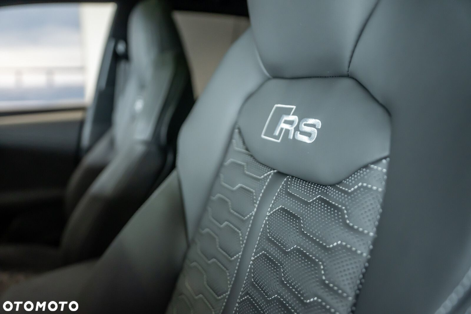 Audi RS Q8 - 9