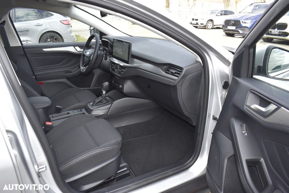 Ford Focus - 13