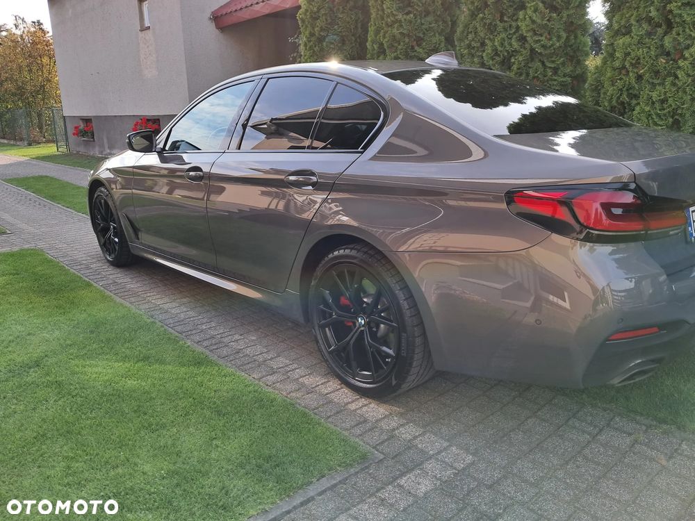 BMW Seria 5 530i xDrive M Sport sport - 15