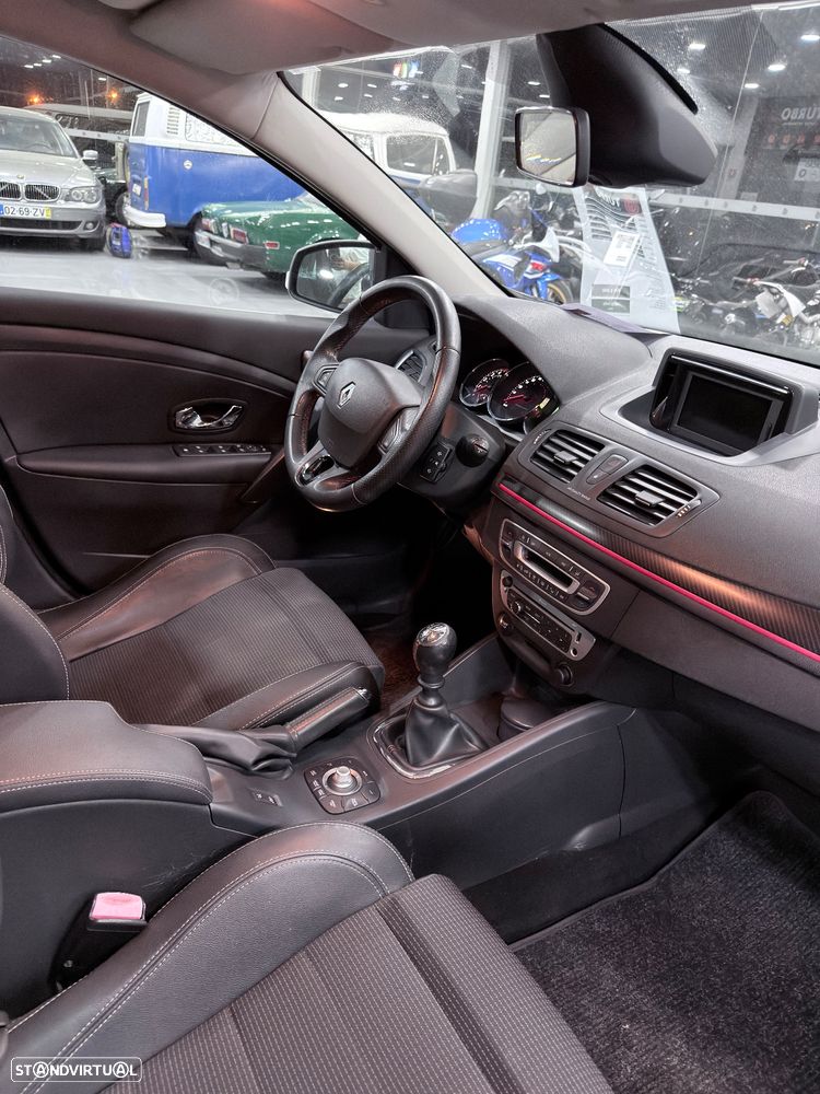 Renault Mégane Sport Tourer 1.5 dCi GT Line - 25