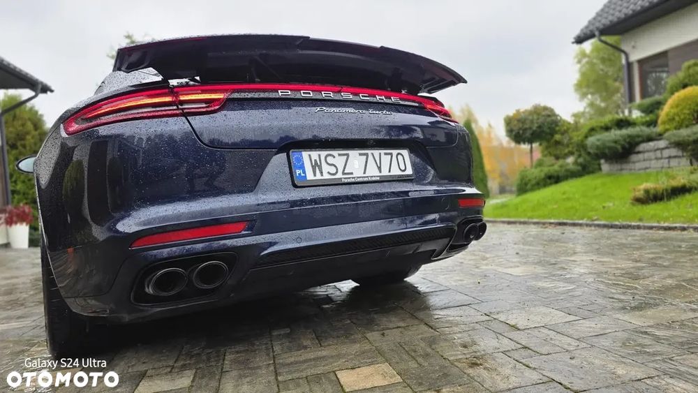 Porsche Panamera - 30