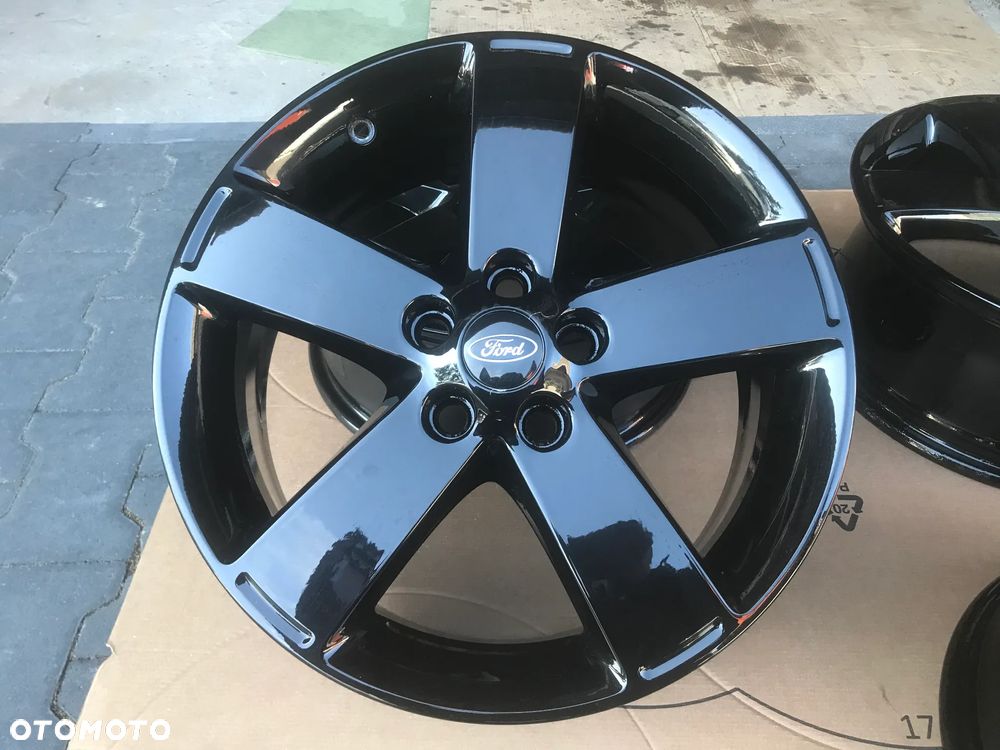Felgi Ford Mondeo Focus S-Max 17 7x17 5x108 ET55 Czarny Połysk - 1