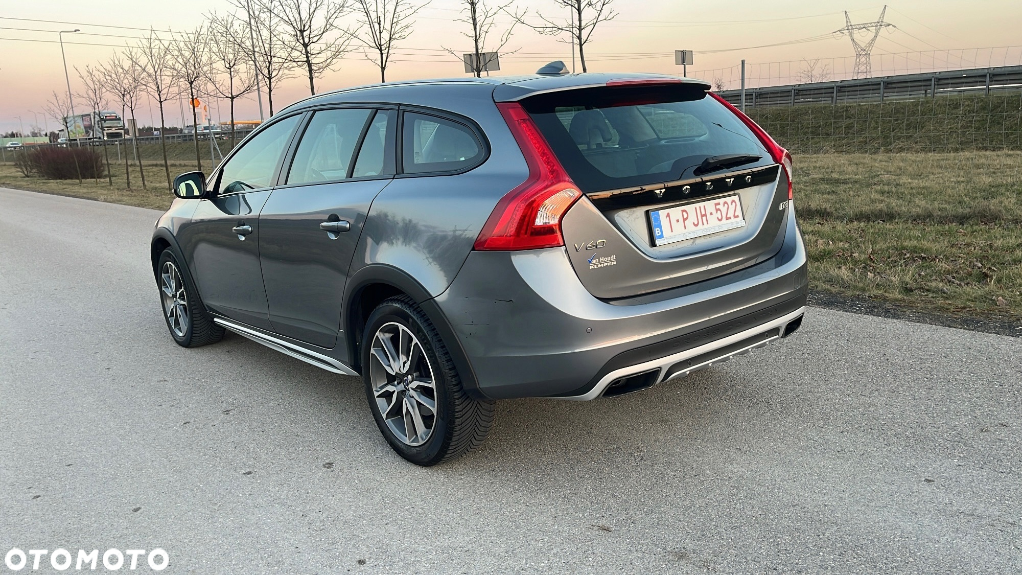 Volvo V60 Cross Country D3 Geartronic - 12