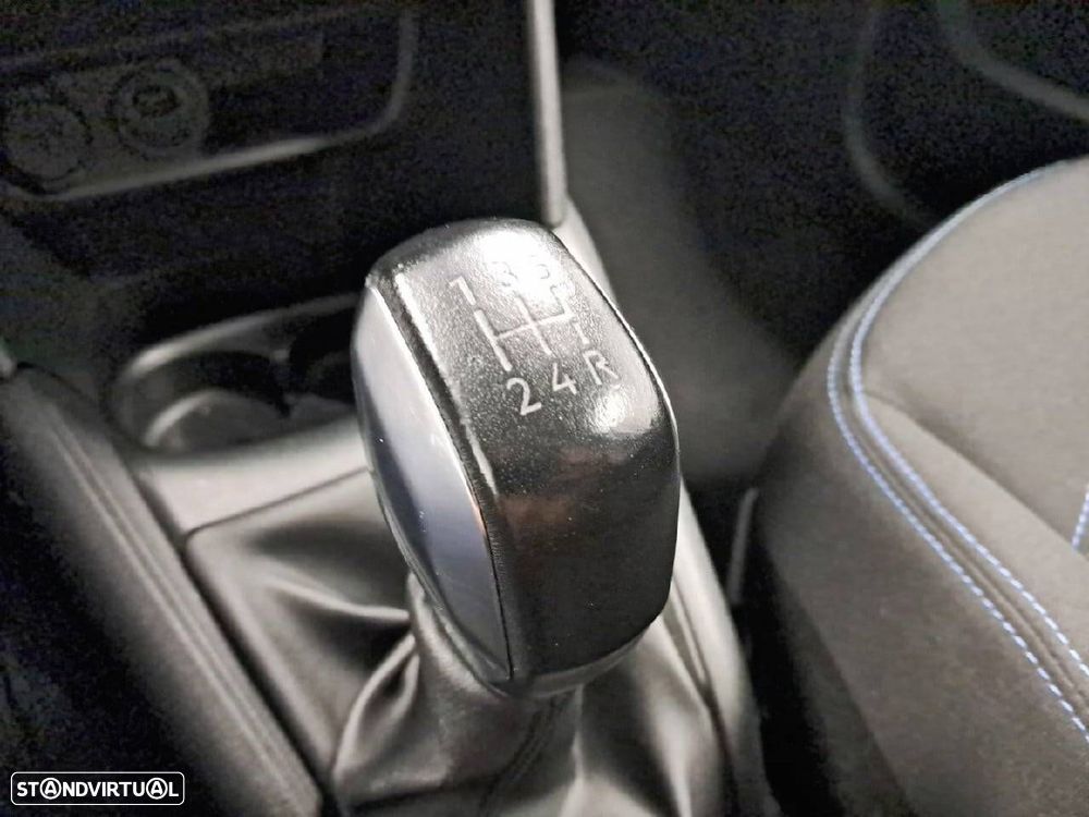 Peugeot 208 1.2 PureTech Signature - 22