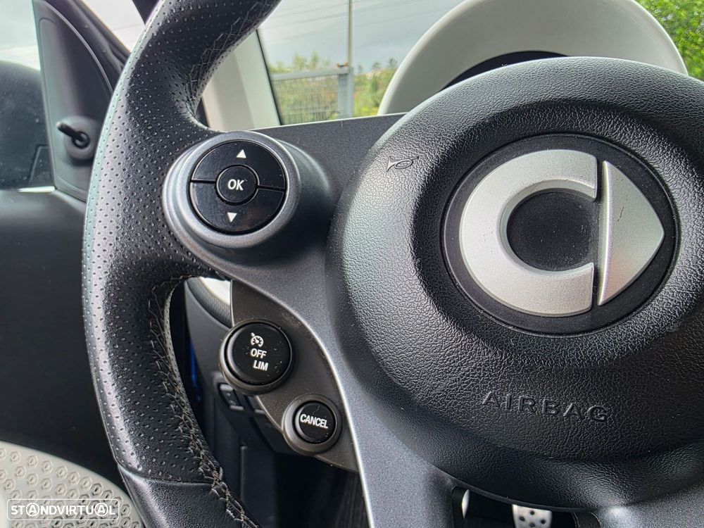Smart ForTwo Coupé 1.0 Passion 71 - 15