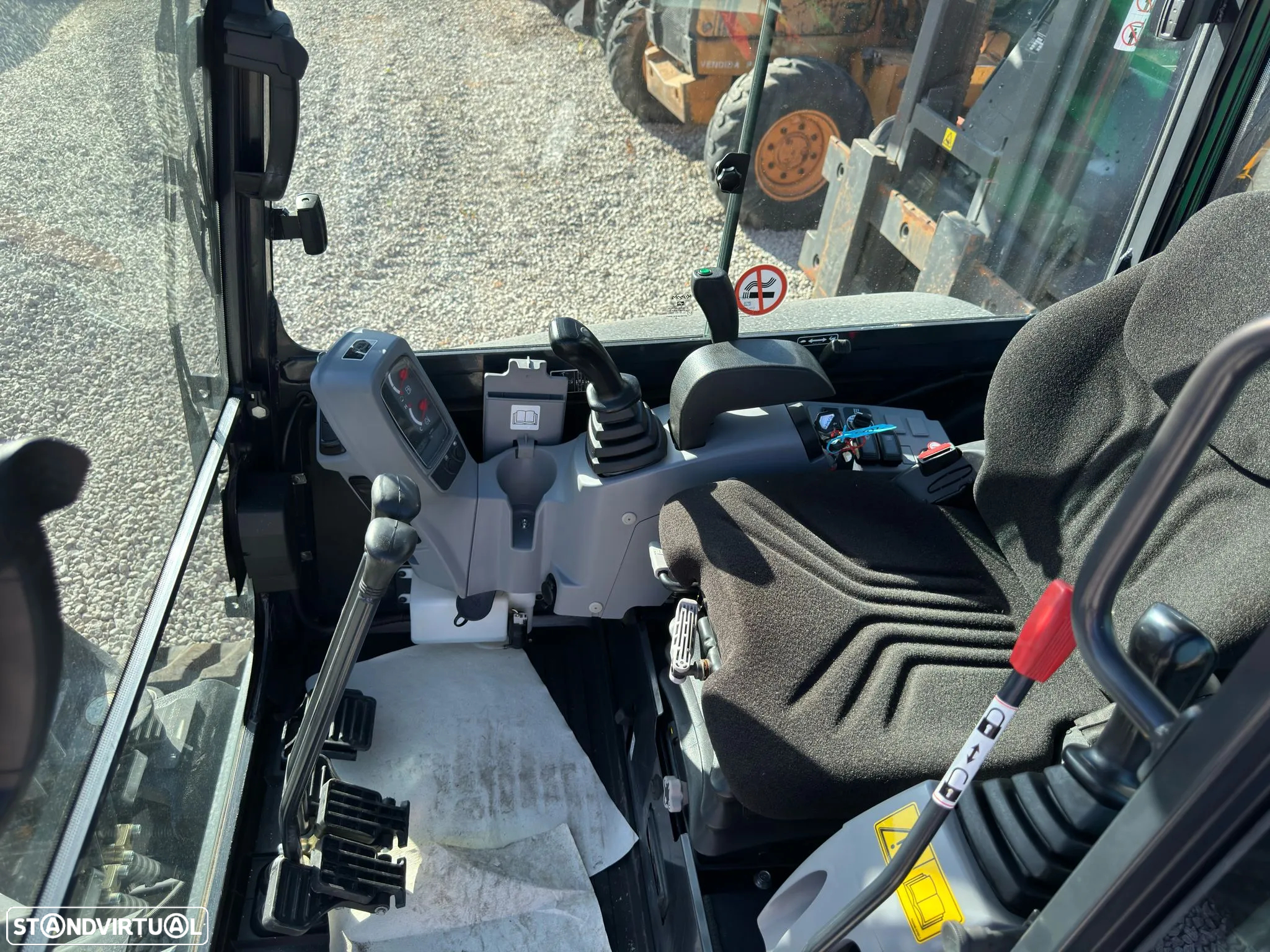 Kubota KX027-4 Mini-Giratória - 6