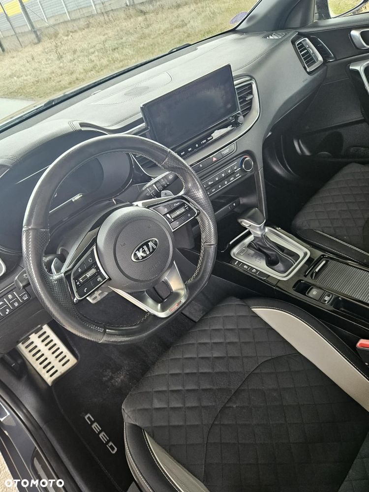 Kia ProCeed 1.4 T-GDI DCT7 OPF GT LINE - 4