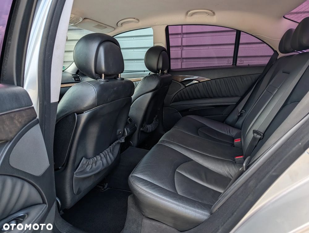 Mercedes-Benz Klasa E 300 BLUETEC Avantgarde - 8