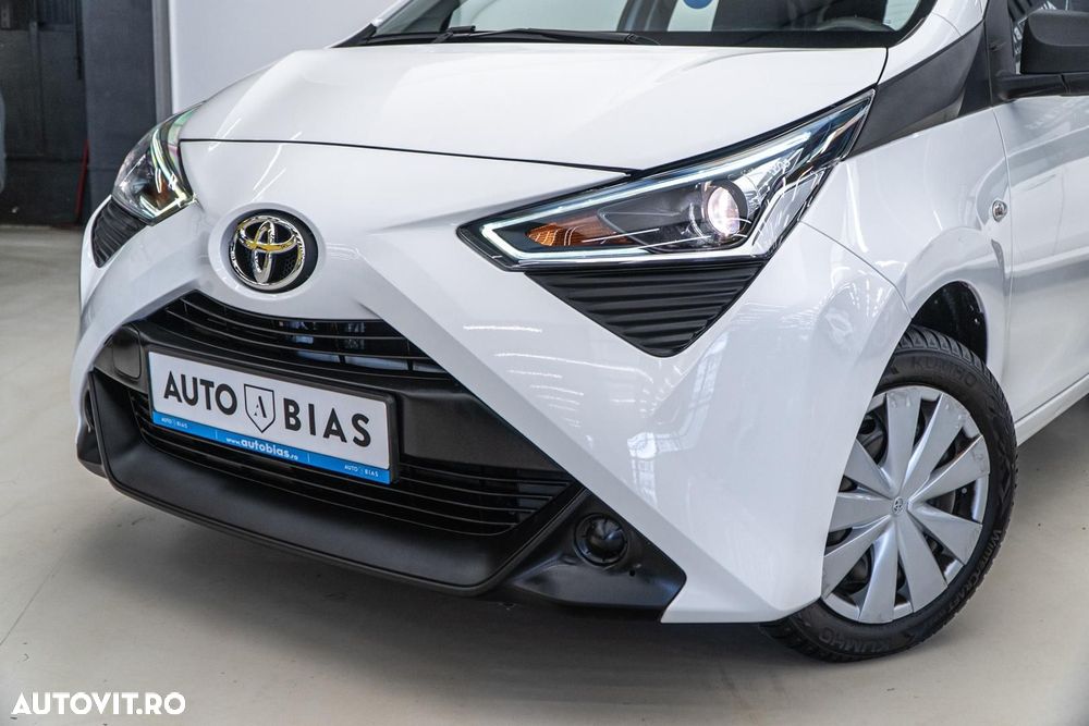Toyota Aygo 1.0 VVY-I 5 usi X-style - 11