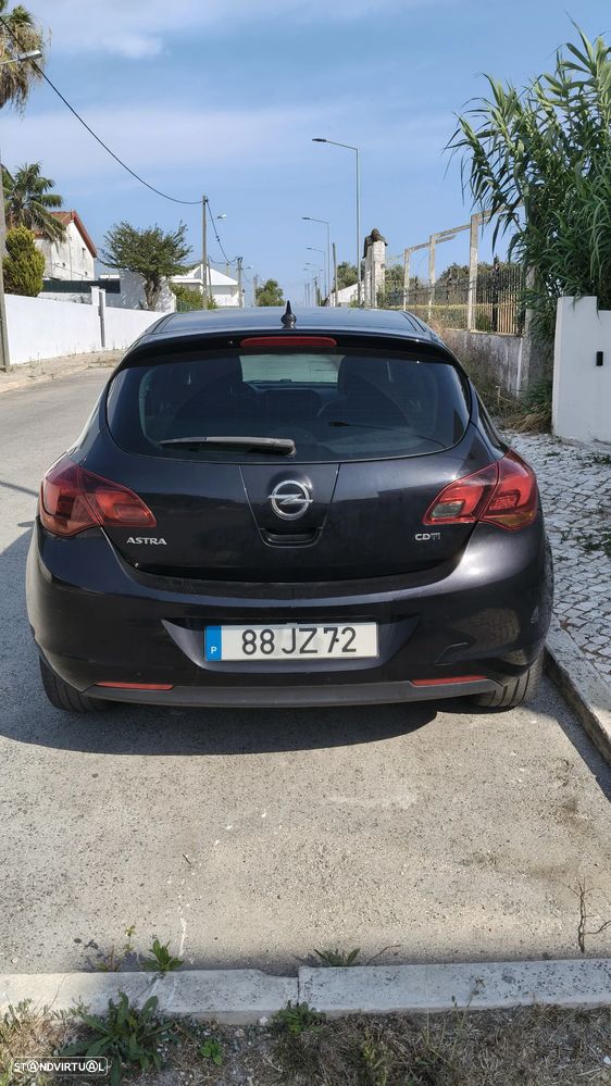Opel Astra 1.7 CDTI Cosmo - 12