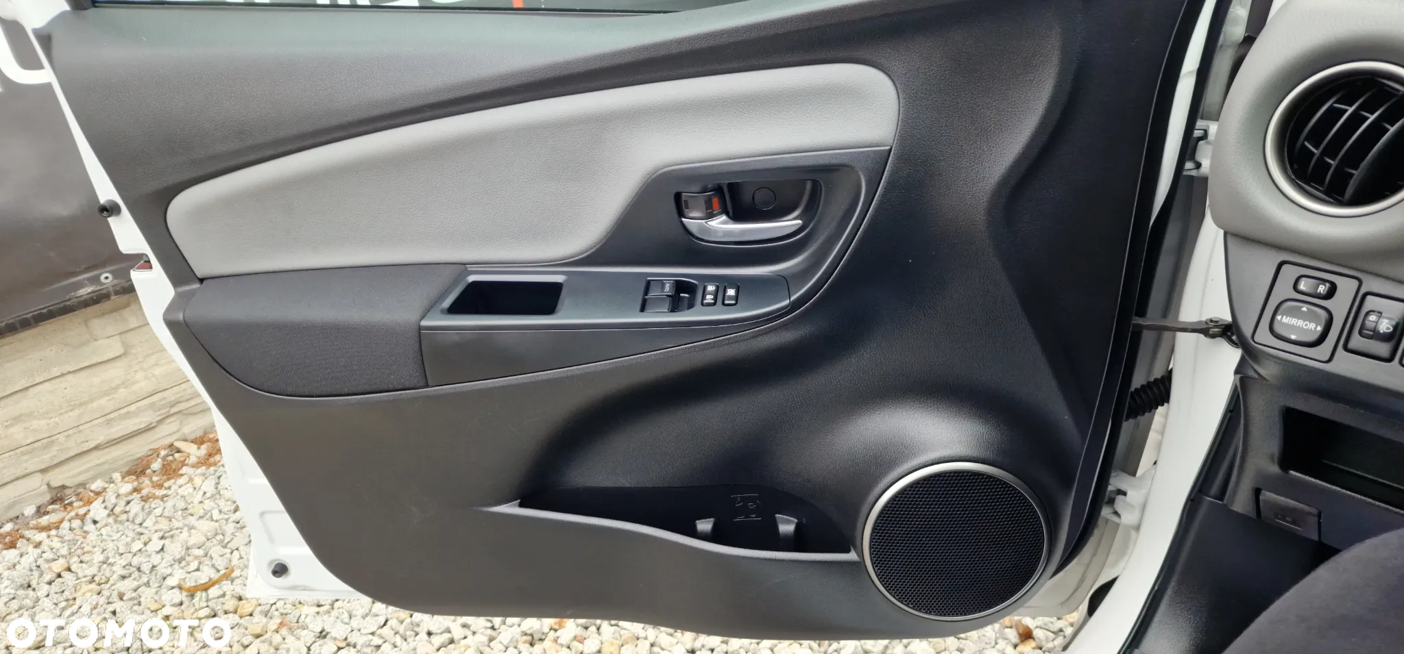 Toyota Yaris 1.33 VVT-i - 26