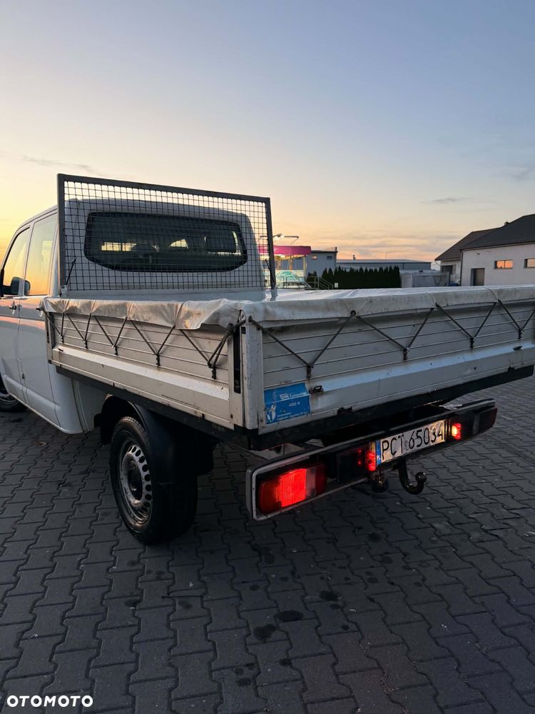Volkswagen Transporter - 6