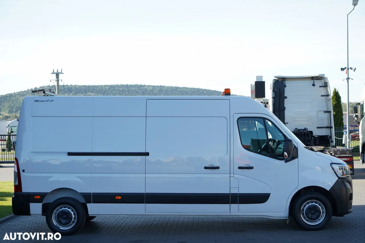 Renault MASTER / BLASZAK / PANEL / MANUAL / CARCASĂ DE REMORCARE / 2022 - 9