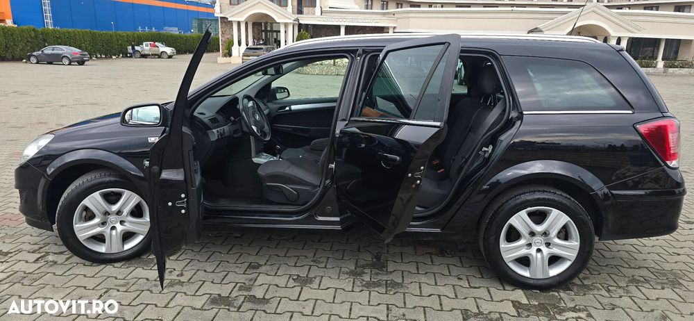 Opel Astra 1.6 Caravan - 3