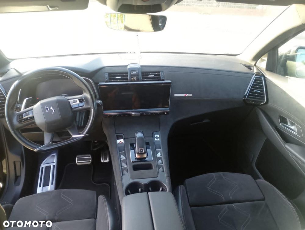 DS Automobiles DS 7 Crossback 2.0 BlueHDi Performance Line + - 6