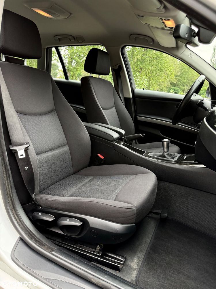 BMW Seria 3 - 13