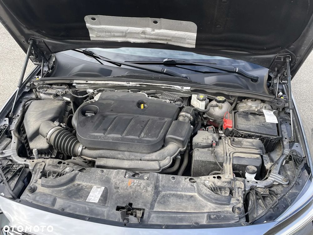 Opel Insignia 2.0 CDTI Elegance S&S - 10