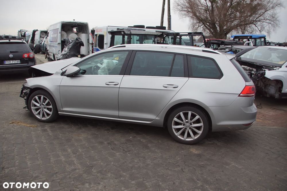 Auto na części - Volkswagen Golf VII 1.6 TDI 110 KM CXXB QYB LB7W 2015R Silnik Skrzynia Drzwi Błotnik Klapa Zderzak Lusterko Szyba Klamka Deska Kokpit Sterownik Moduł Czujnik Licznik Wyświetlacz Kierownica Panel - 7