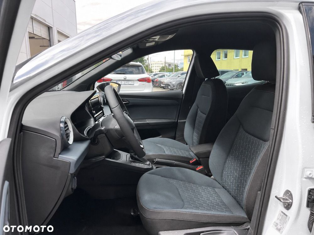 Seat Arona - 15