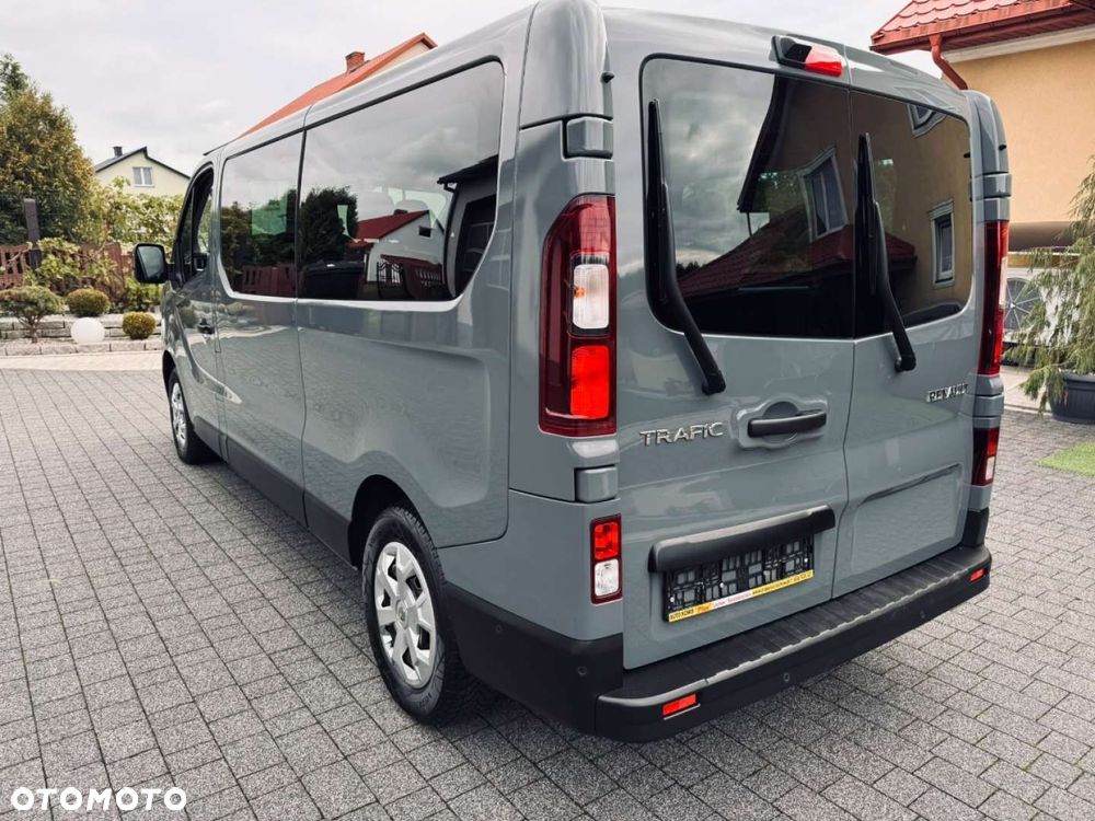 Renault Trafic - 13