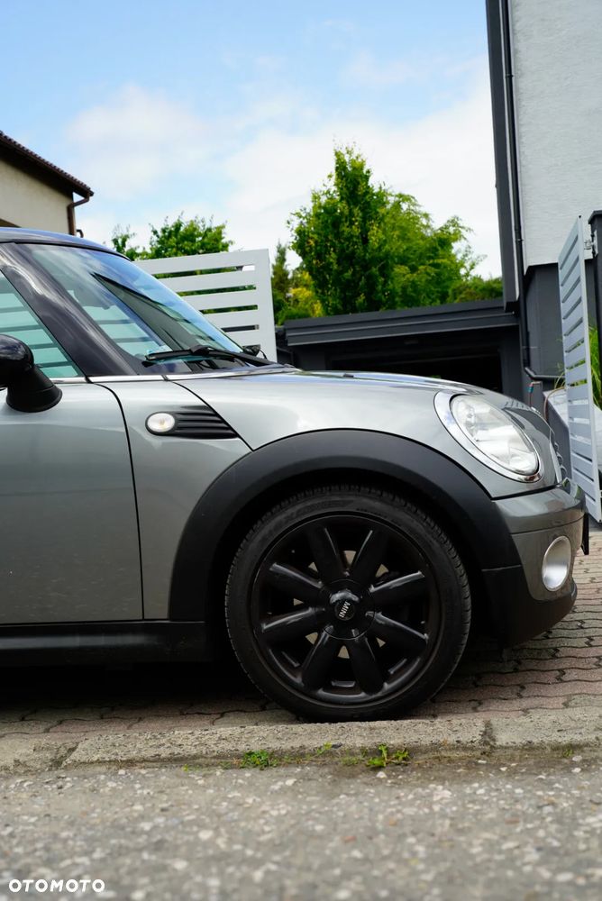 MINI Cooper Standard - 21