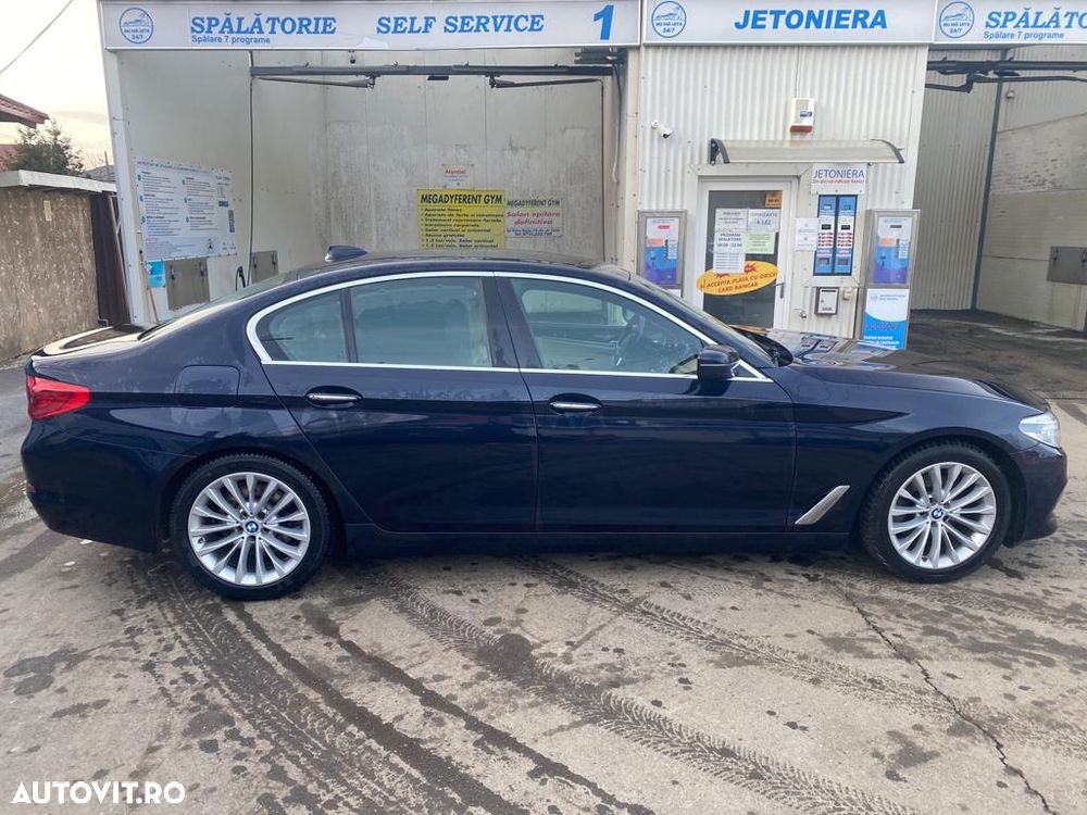 BMW Seria 5 520d Aut. Luxury Line - 5