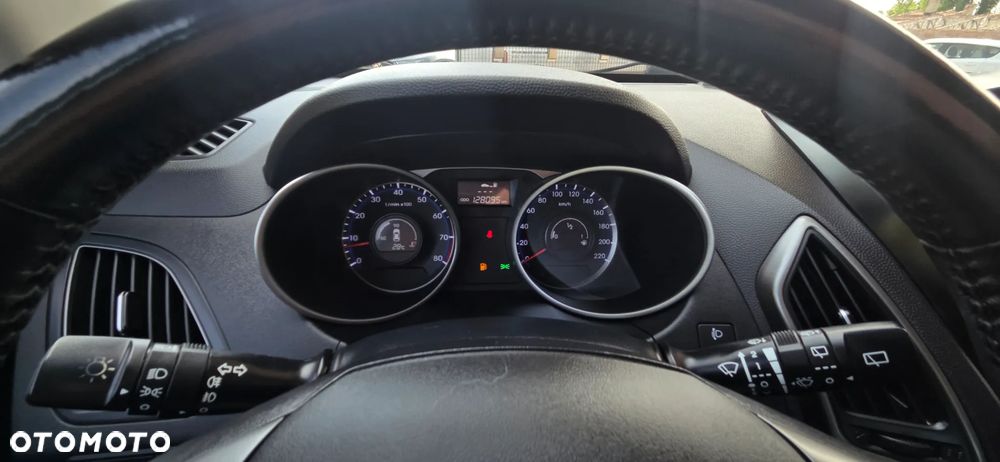 Hyundai ix35 2.0 2WD Trend - 23