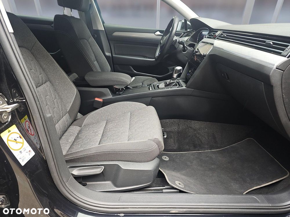 Volkswagen Passat Variant 1.4 TSI Plug-In Hybrid GTE DSG - 11