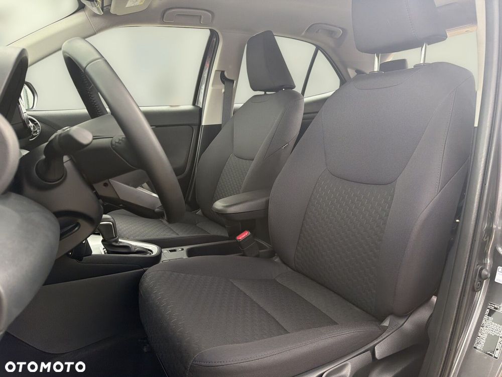 Toyota Yaris Cross - 11