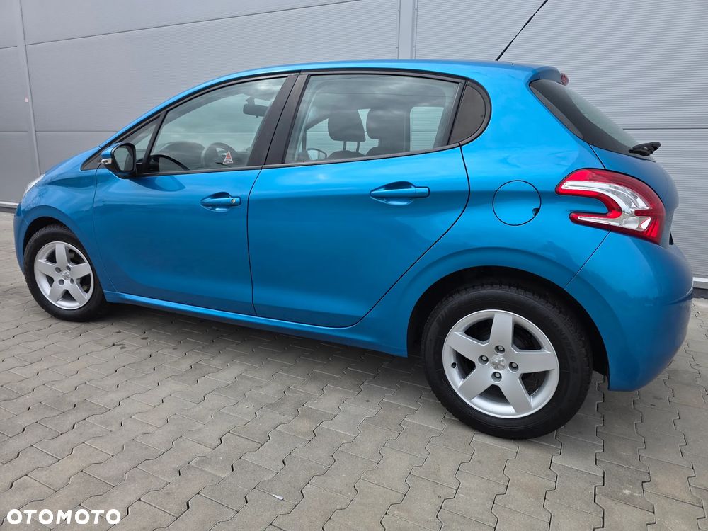 Peugeot 208 PureTech 82 Active - 5