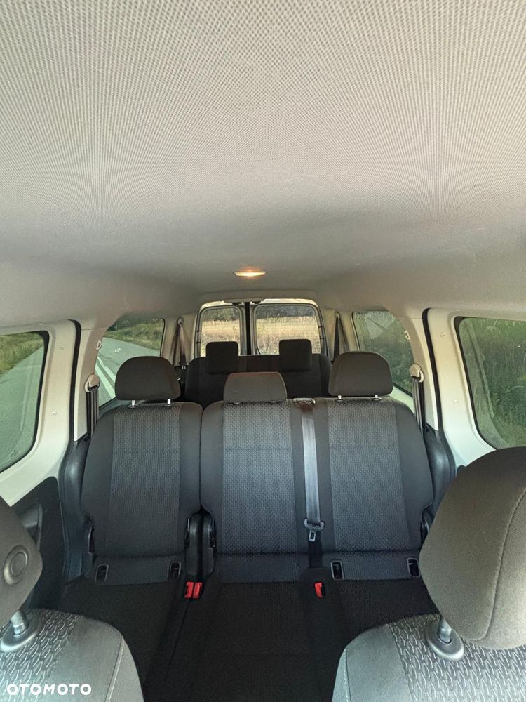 Volkswagen Caddy Maxi 2.0 TDI Trendline DSG - 27