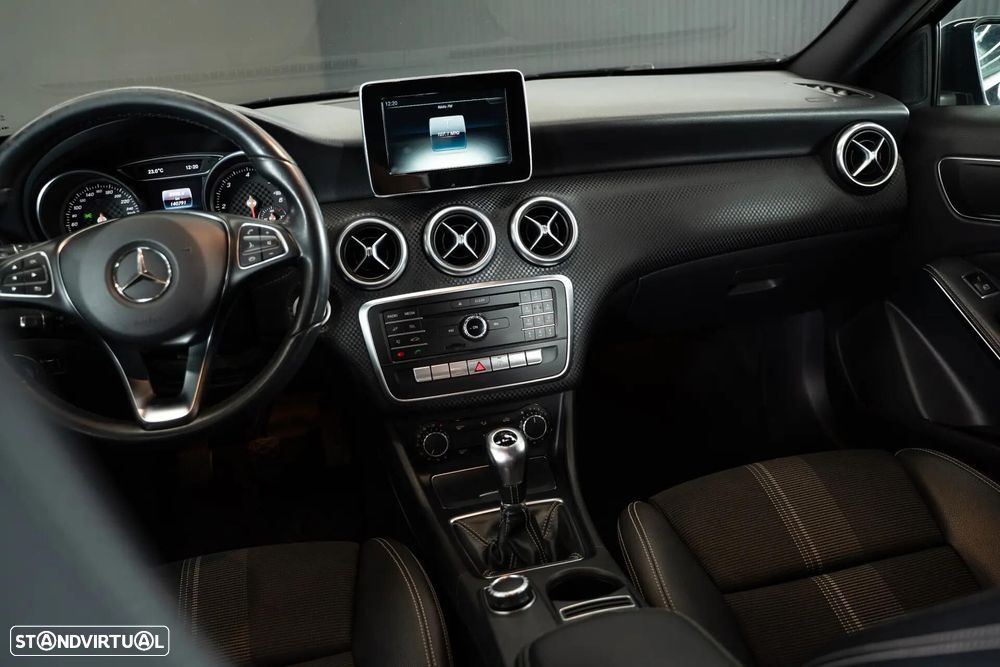 Mercedes-Benz A 180 - 24