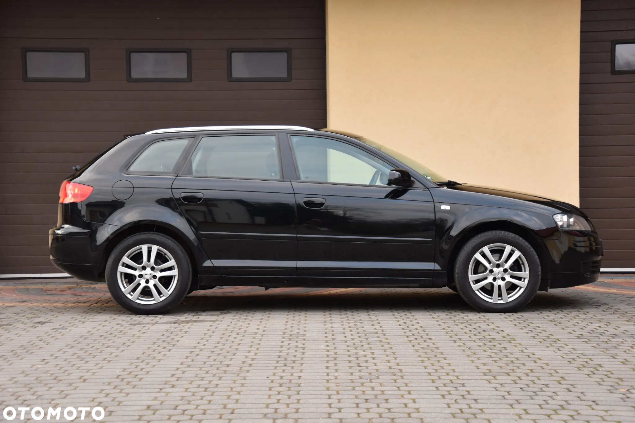 Audi A3 1.6 Sportback Ambiente - 10