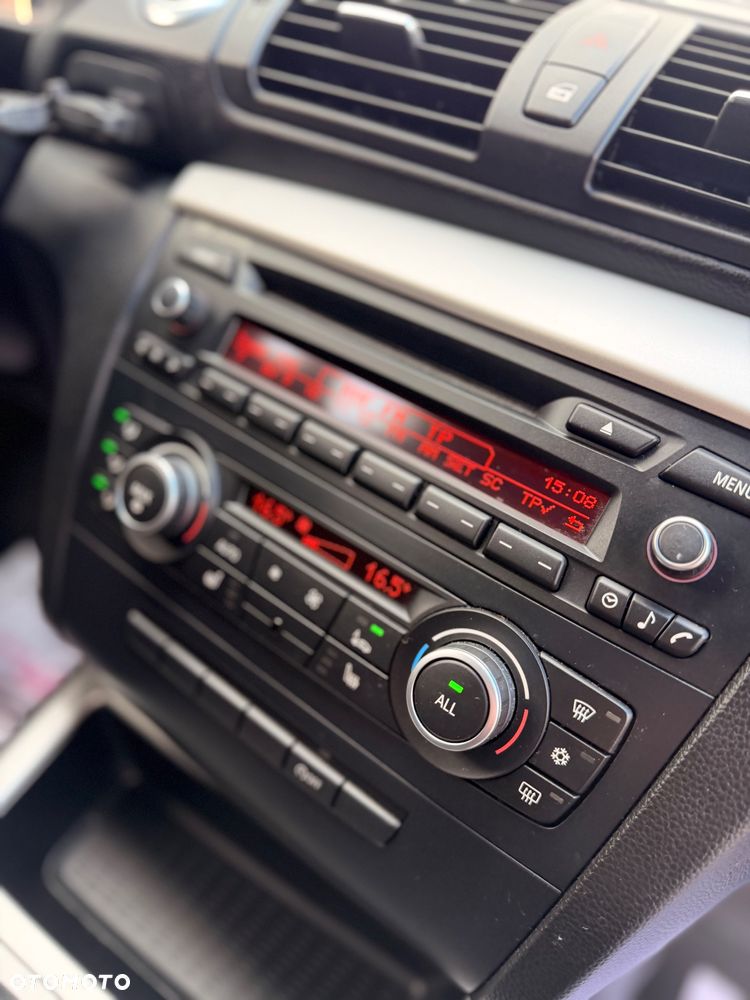 BMW Seria 1 120d - 8