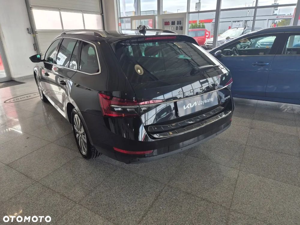 Skoda Superb 2.0 TDI SCR Style DSG - 22