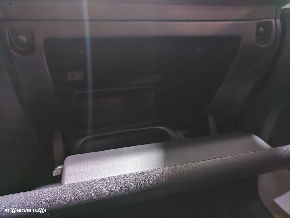 Citroën C3 1.2 PureTech Plus - 24