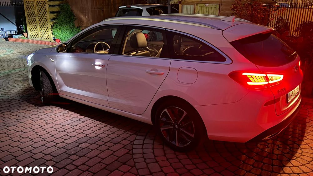 Hyundai i30 1.5 T-GDI 48V Premium DCT - 31