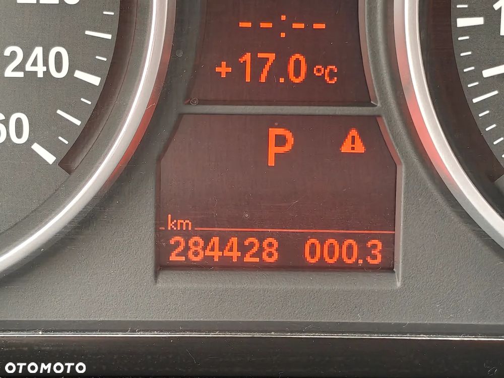 BMW Seria 3 325i - 22