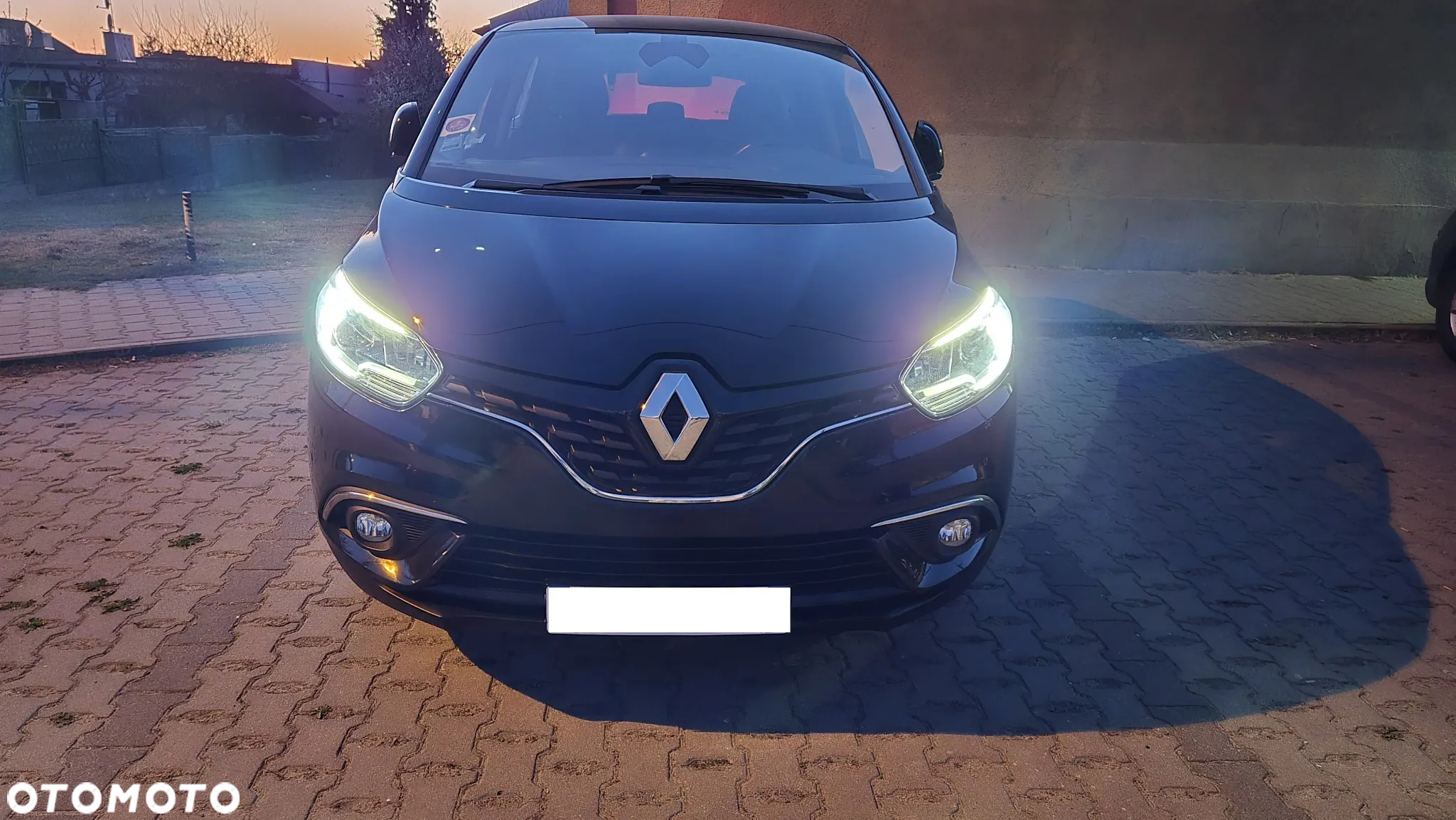 Renault Scenic - 9
