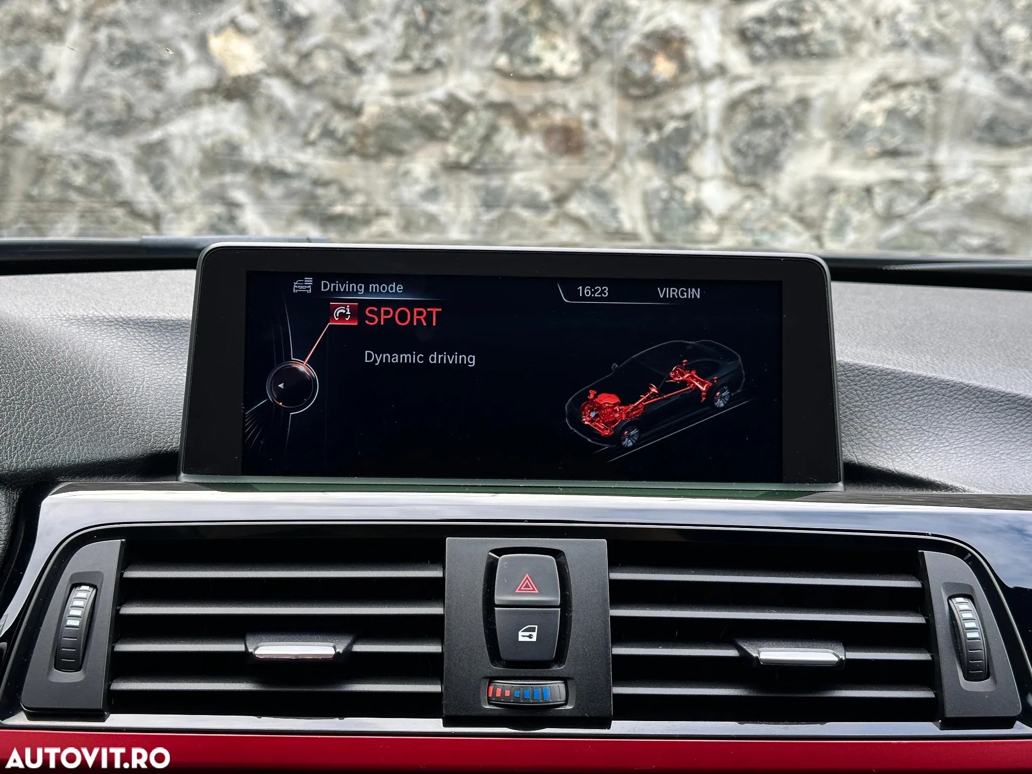 BMW Seria 3 320i Aut. Sport Line - 20