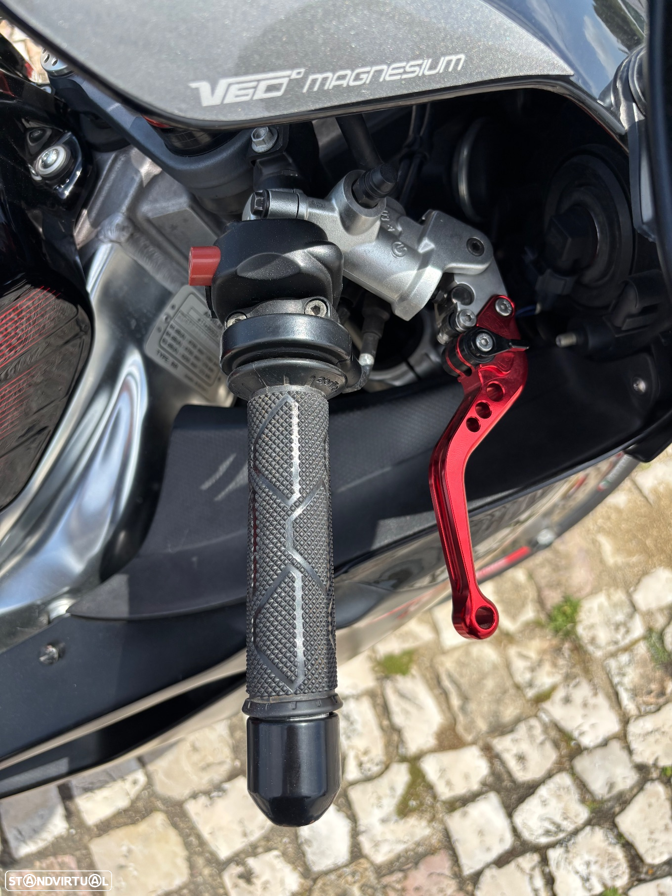 Aprilia RSV - 4