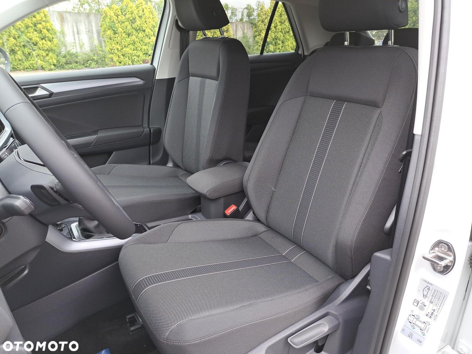 Volkswagen T-Roc 1.5 TSI Life Plus DSG - 11