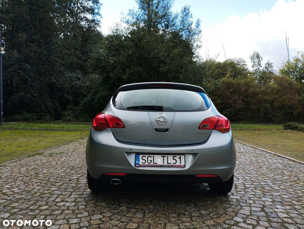 Opel Astra 1.4 Turbo Innovation - 18