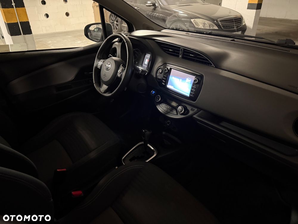 Toyota Yaris - 9