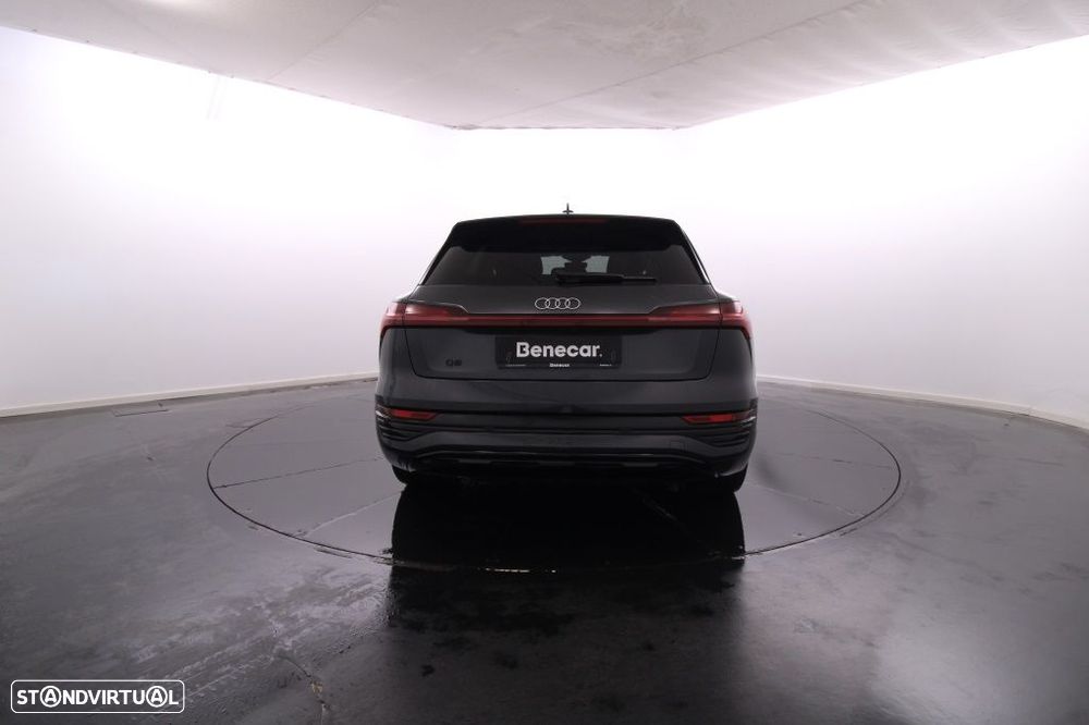 Audi Q8 e-Tron 55 quattro Advanced - 6