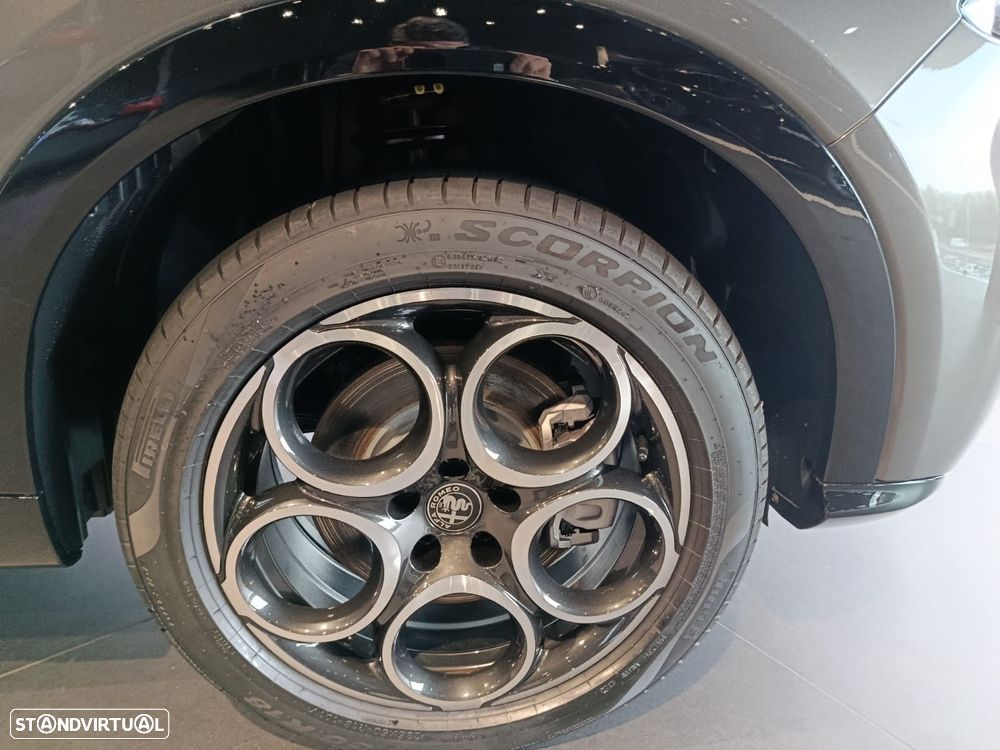 Alfa Romeo Tonale - 14