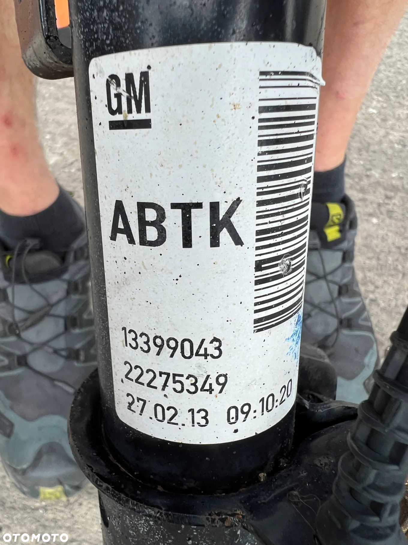 Amortyzator Zwrotnica Lewa Opel Corsa D 13399043 - 2