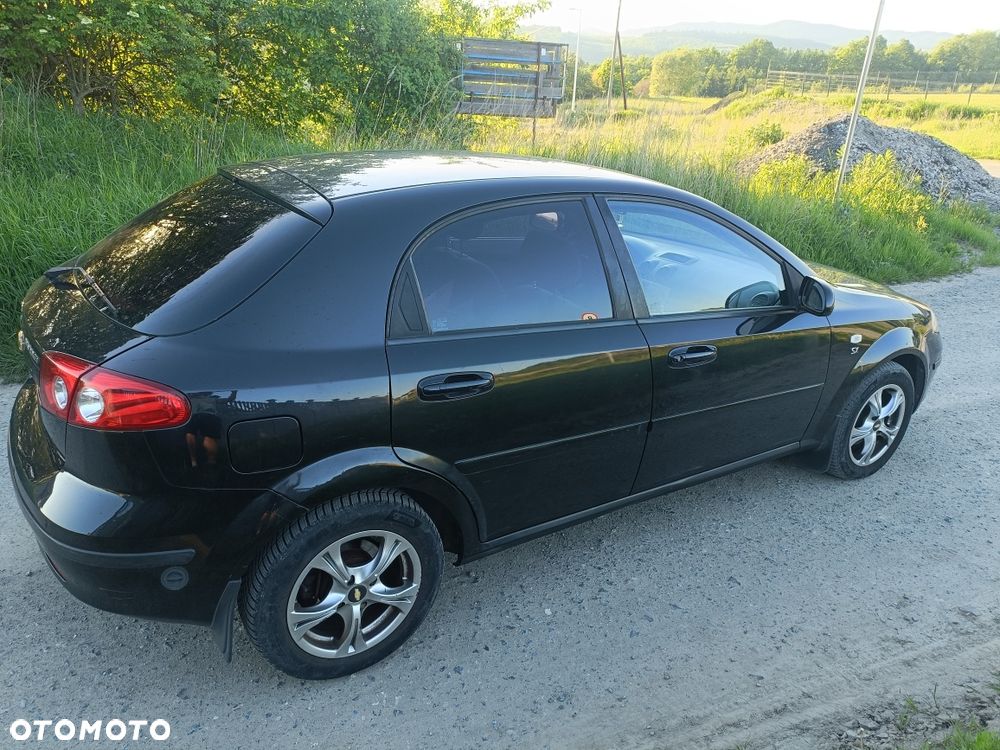 Chevrolet Lacetti - 5