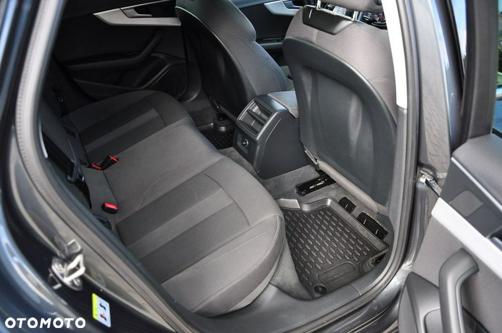Audi A4 Avant - 26