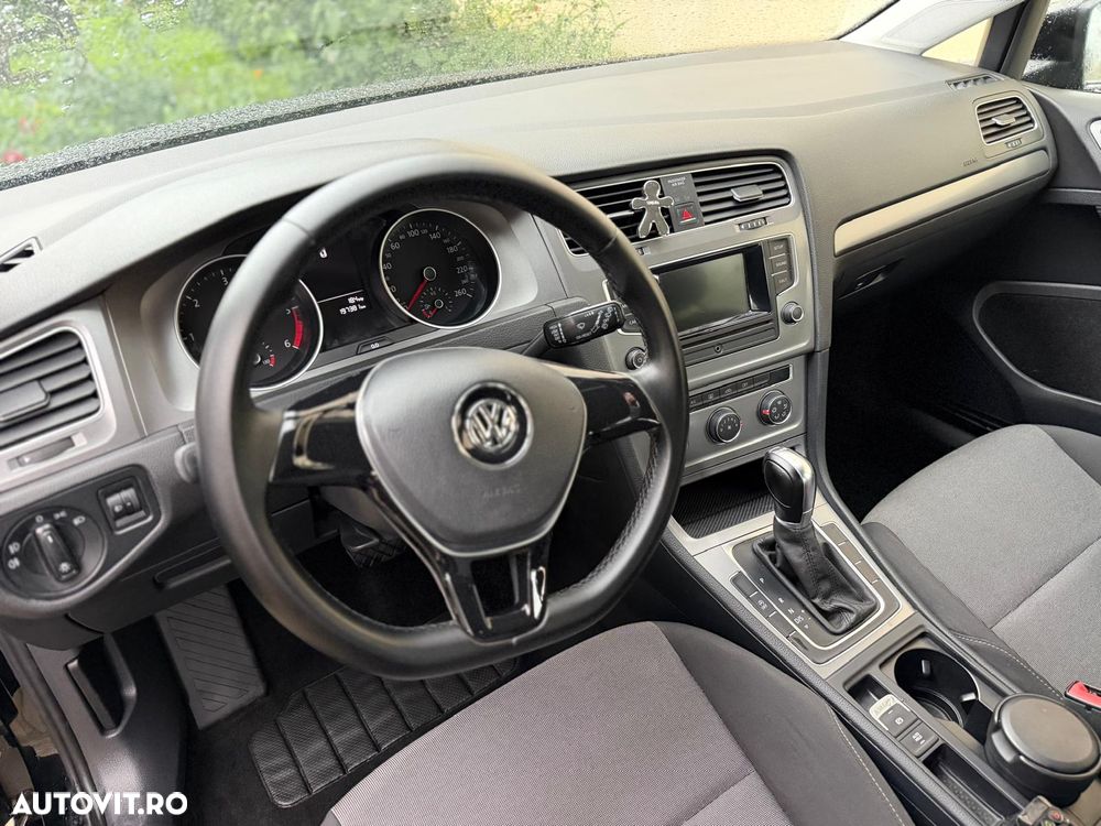 Volkswagen Golf 1.6 TDI BlueMotion Technology DSG Comfortline - 7